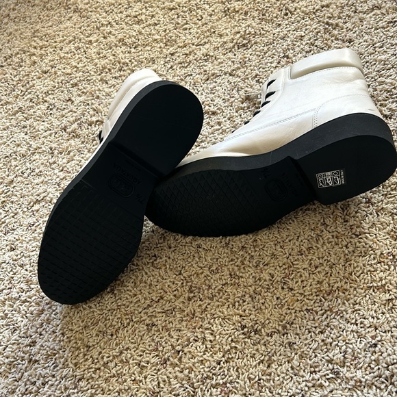 NWT✨AQUATILIA White Boots (7.5) - Picture 6 of 10